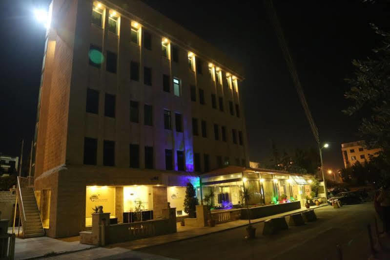 Rozana Hotel Amã Exterior foto
